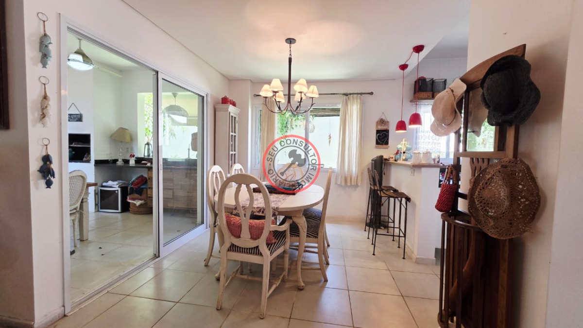 Casa, 3 quartos, 250 m² - Foto 11