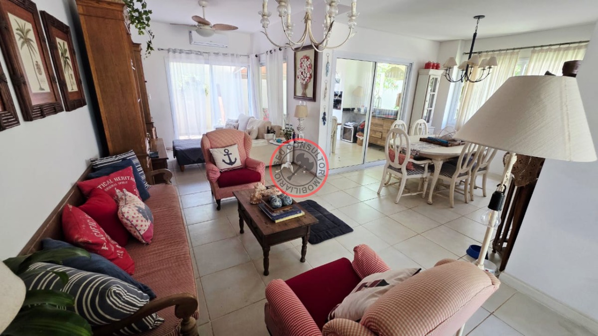 Casa, 3 quartos, 250 m² - Foto 8