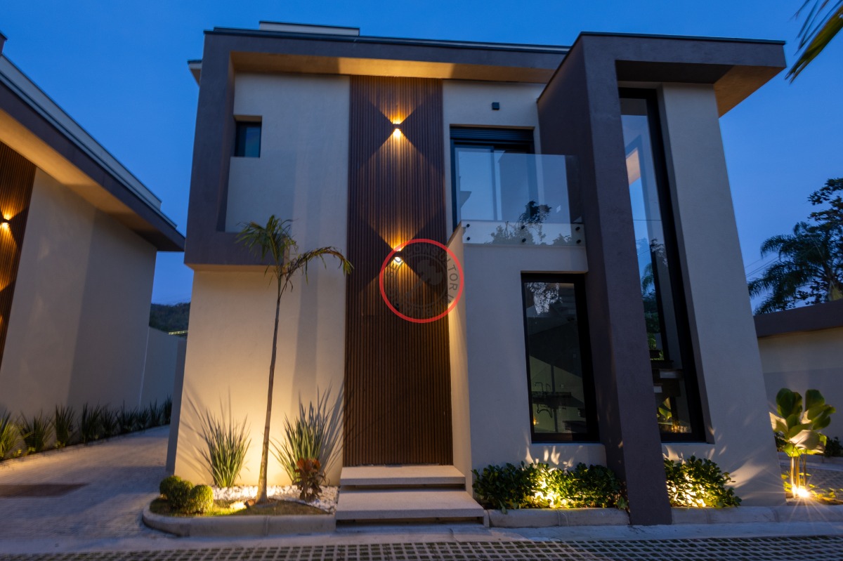 Casa, 3 quartos, 145 m² - Foto 1