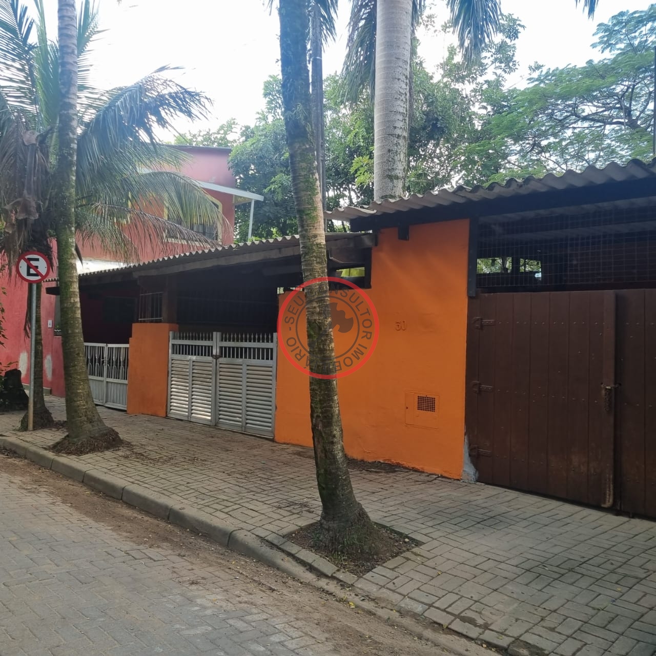 Terreno de 625 metros,com 6 imoveis comercial e residencial 