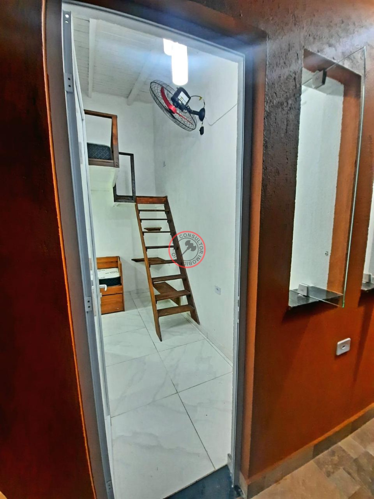 Pousada a venda em maresias com 1 casa principal, com 1 suíte e piscina e mais um sobrado com 6 suítes - foto 27