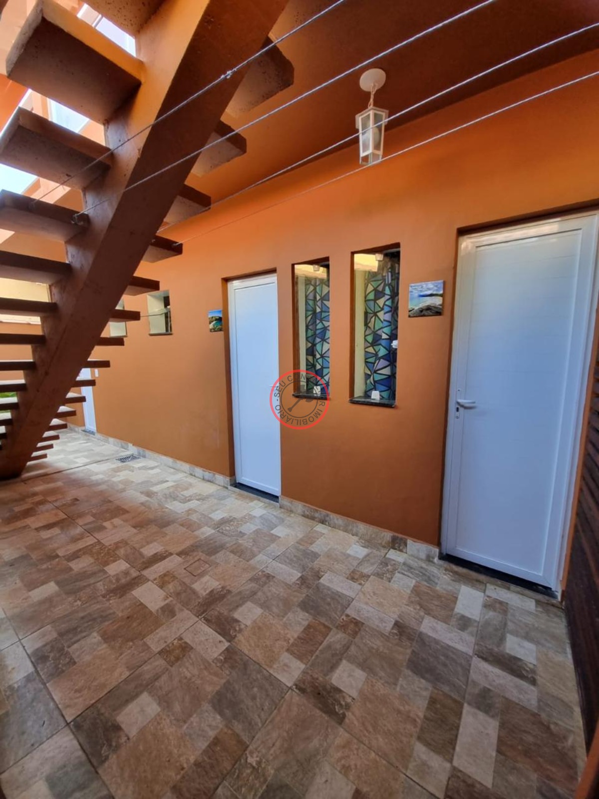 Pousada a venda em maresias com 1 casa principal, com 1 suíte e piscina e mais um sobrado com 6 suítes - foto 17