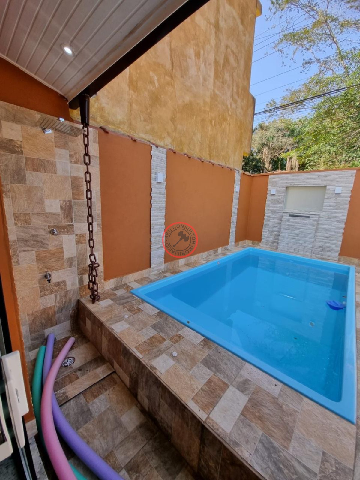 Pousada a venda em maresias com 1 casa principal, com 1 suít - foto 4