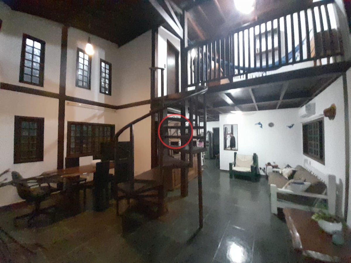 Casa, 3 quartos, 256 m² - Foto 1