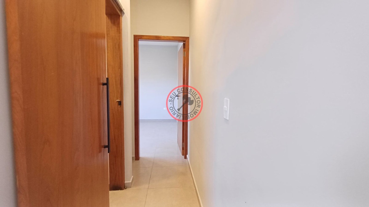 Casa recem cosntruída a venda com 2 dormitórios, sendo uma s