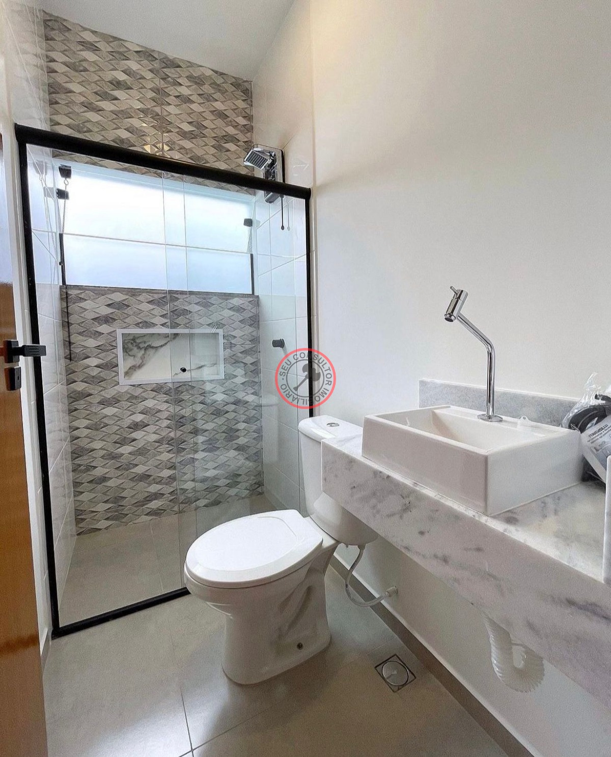 Casa recem cosntruída a venda com 2 dormitórios, sendo uma s