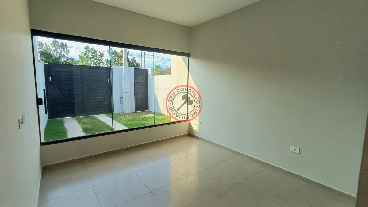 Casa recem cosntruída a venda com 2 dormitórios, sendo uma s