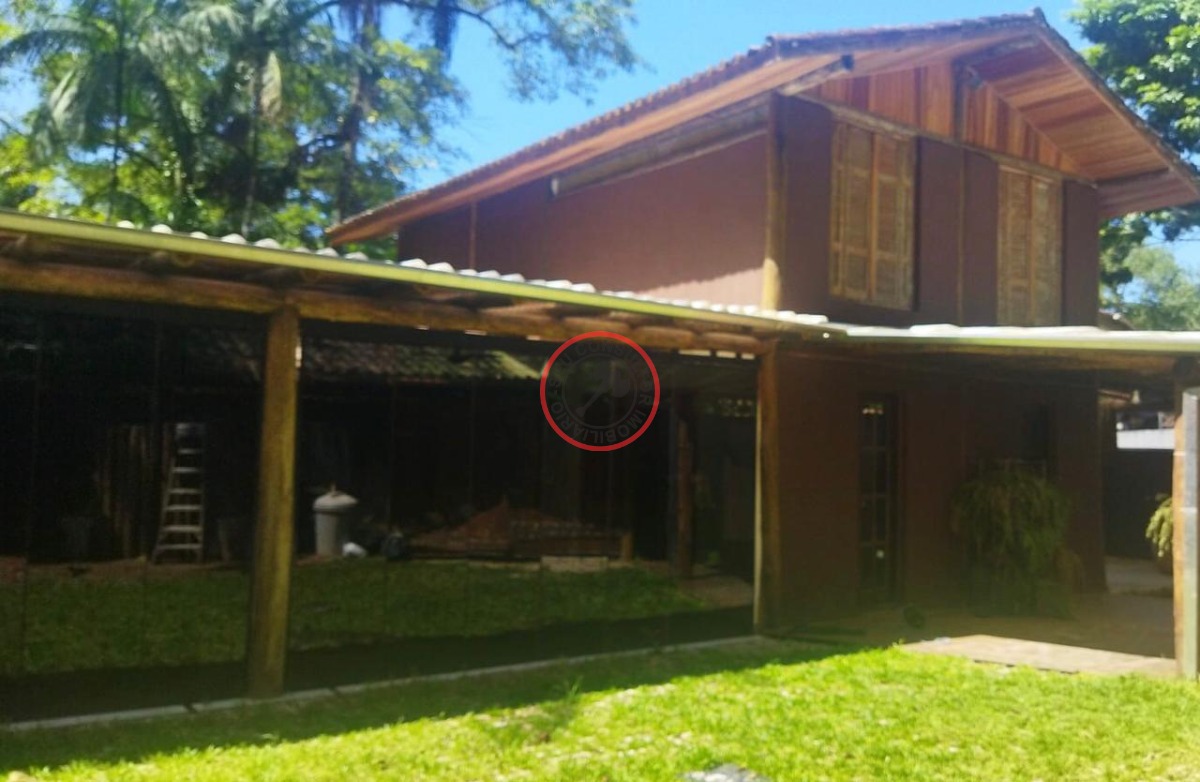 Casa, 3 quartos, 190 m² - Foto 1